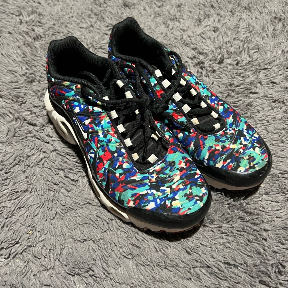 Crayola Nike Air Max Plus